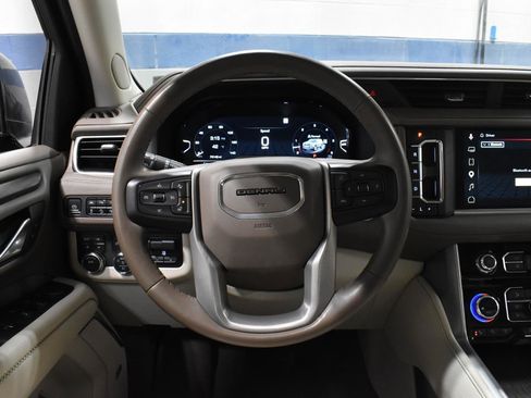 Used 2023 GMC Yukon XL Denali w/ Max Trailering Package image 10