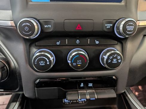 Used 2023 RAM 1500 Big Horn AWD/4WD image 24