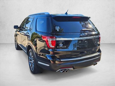 Used 2018 Ford Explorer Platinum image 7