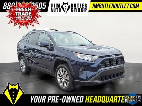 Used 2021 Toyota RAV4 XLE Premium AWD/4WD image 29