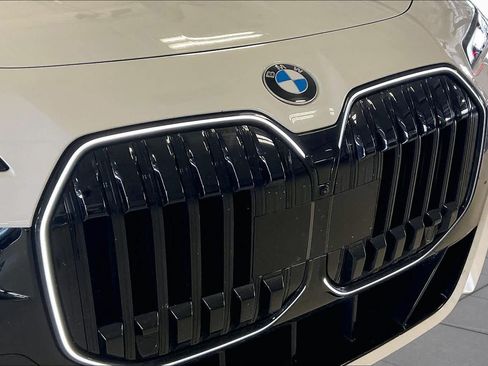 Used 2026 BMW 740i RWD image 30