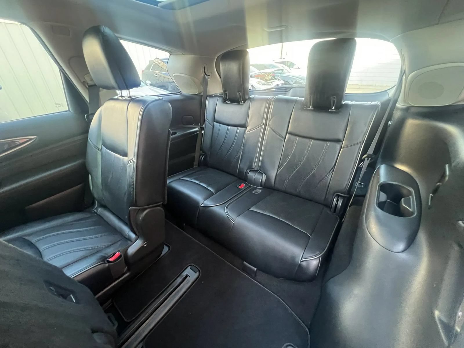 Used 2014 INFINITI QX60 Luxe w/ Deluxe Touring Package AWD/4WD image 37