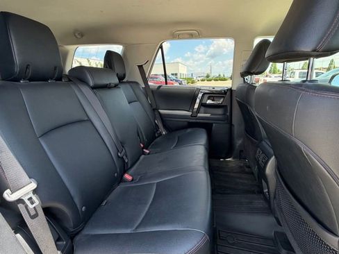Used 2023 Toyota 4Runner TRD Off-Road Premium AWD/4WD image 12