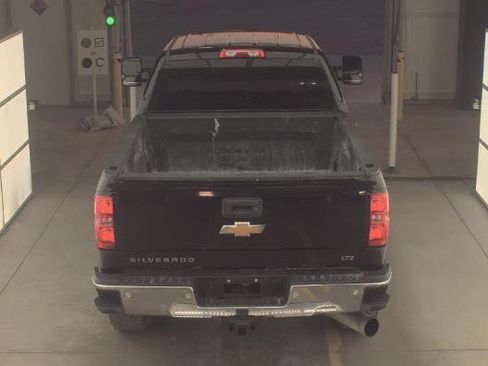 Used 2016 Chevrolet Silverado 2500 LTZ w/ Duramax Plus Package image 5