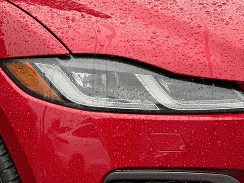 Used 2026 Jaguar F-PACE R-Dynamic S image 12