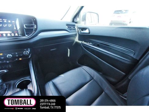 Used 2021 Dodge Durango SXT image 11