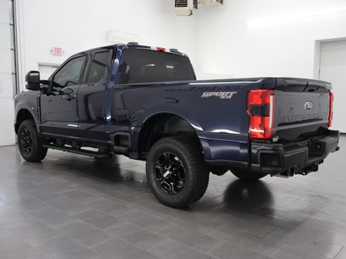 Used 2024 Ford F250 XLT w/ XLT Premium Package AWD/4WD image 6