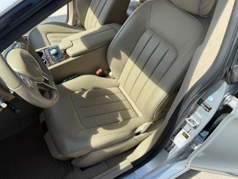Used 2014 Mercedes-Benz CLS 550 w/ Premium 1 Package image 12