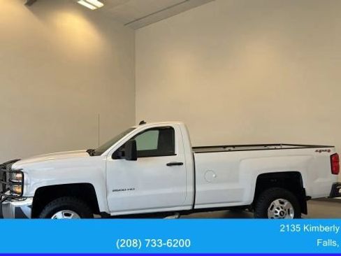 Used 2015 Chevrolet Silverado 2500 LT AWD/4WD image 6