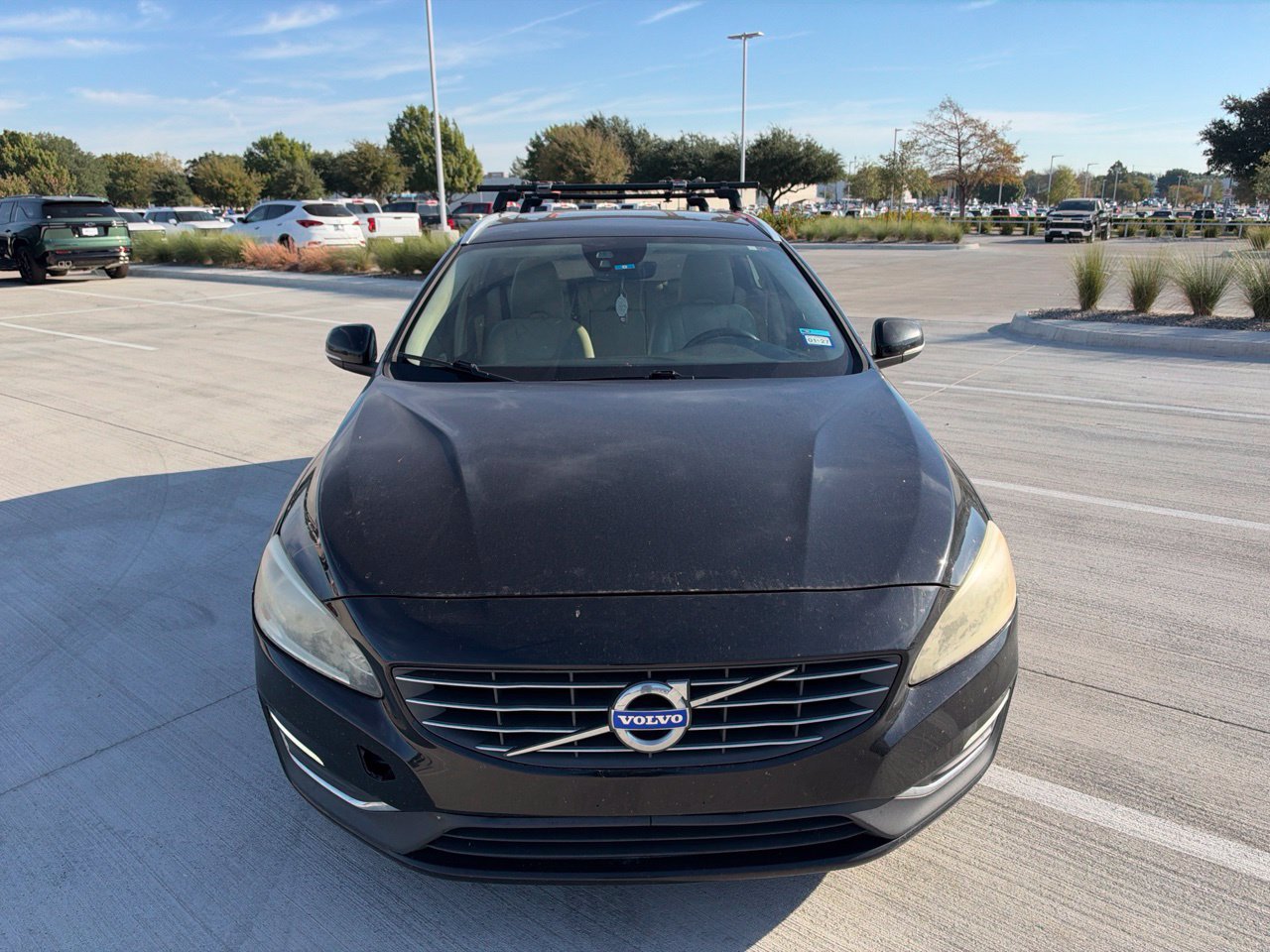 Used 2017 Volvo V60 T5 Premier w/ Convenience Package FWD image 2
