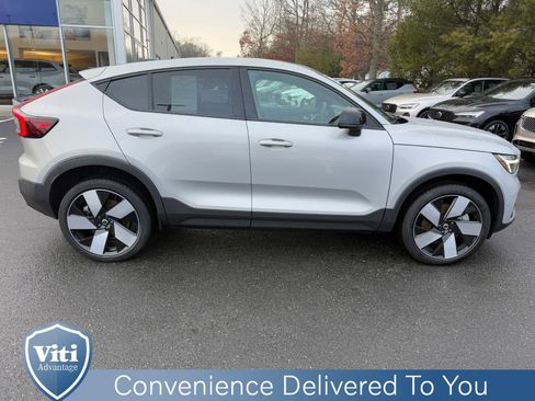 Certified 2023 Volvo C40 P8 Recharge Ultimate image 9