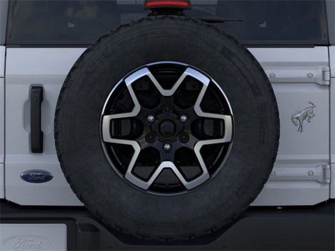 New 2026 Ford Bronco Outer Banks image 25