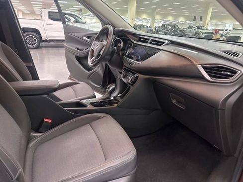 Used 2022 Buick Encore GX Select image 25