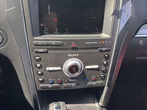 Used 2019 Ford Explorer Sport w/ Equipment Group 401A AWD/4WD image 5