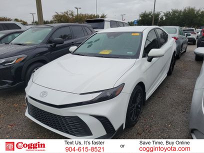 Used 2025 Toyota Camry SE