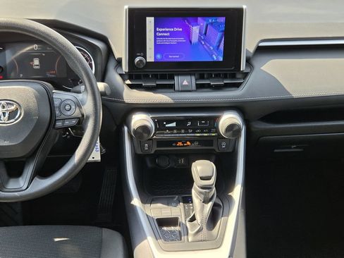Used 2025 Toyota RAV4 LE FWD image 17