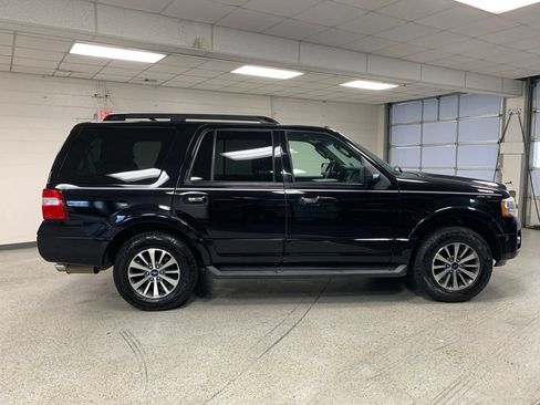 Used 2017 Ford Expedition XLT AWD/4WD image 7
