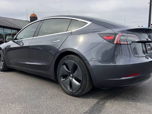 Used 2018 Tesla Model 3 Long Range image 4