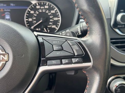 Used 2024 Nissan Altima 2.5 SR FWD image 27