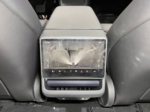 Used 2026 Tesla Model 3 image 19