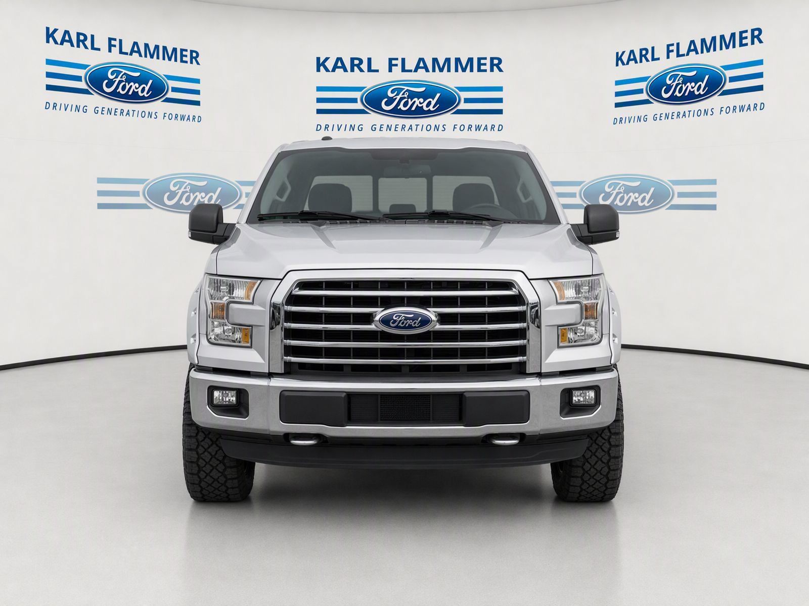 Used 2015 Ford F150 XLT w/ Equipment Group 302A Luxury AWD/4WD image 8