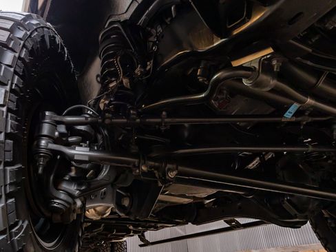 Used 2025 Ford F350 Platinum w/ Platinum Plus Package image 14