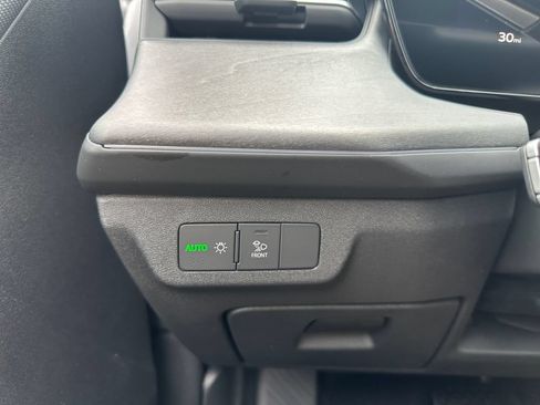 New 2026 Audi Q3 quattro 2.0T AWD/4WD image 24