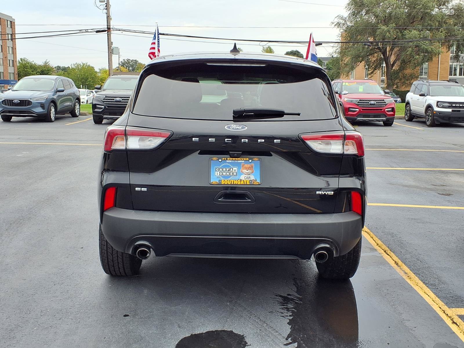 Used 2021 Ford Escape SE w/ SE Sport Appearance Package AWD/4WD image 22