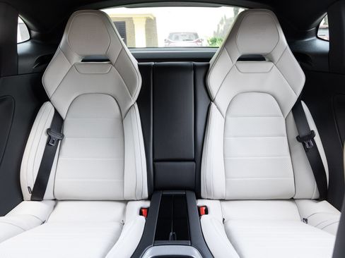 Certified 2025 Porsche Panamera image 27