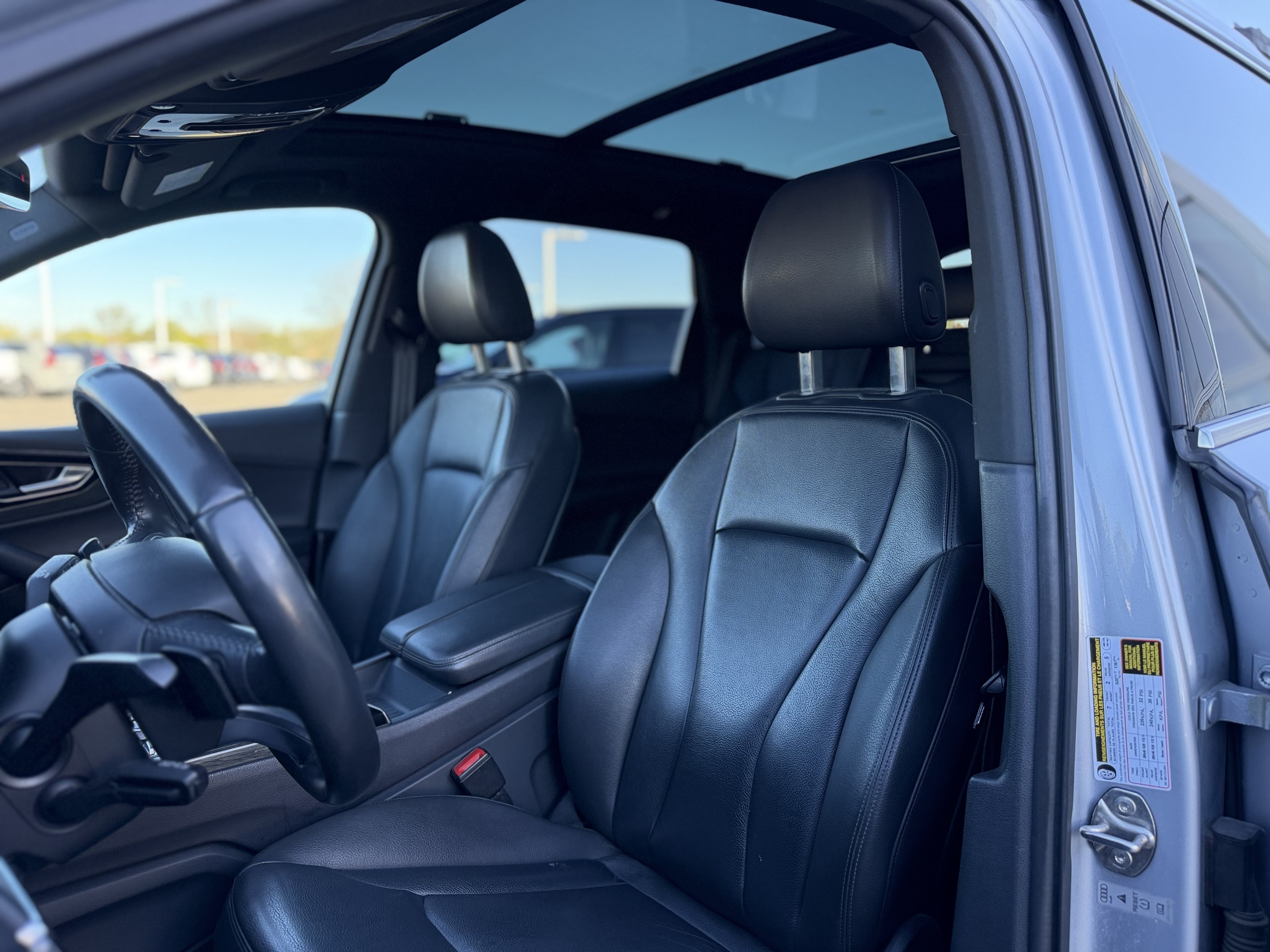Used 2018 Audi Q7 3.0T Premium Plus w/ Premium Plus Package AWD/4WD image 8
