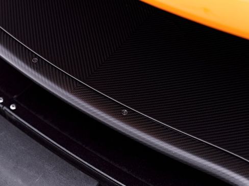 Used 2019 McLaren Senna RWD image 32