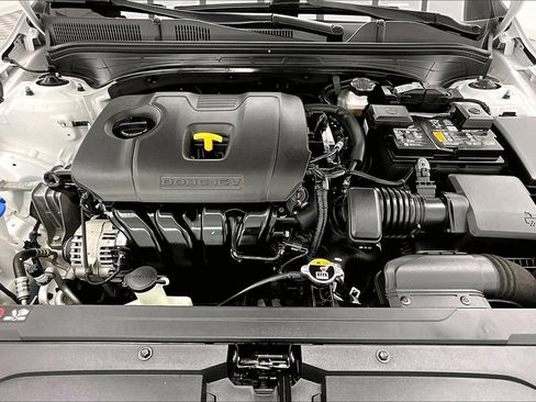 Used 2024 Kia Forte LXS w/ LXS Technology Package image 10