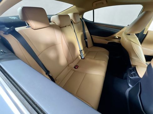 Used 2022 Lexus ES 350 w/ Premium Package FWD image 26