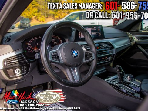 Used 2020 BMW M550i xDrive w/ Premium Package image 6