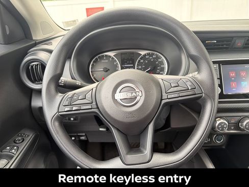 Certified 2025 Nissan Kicks Play S FWD image 19