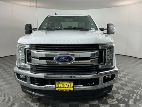 Used 2019 Ford F250 XLT w/ XLT Value Package AWD/4WD image 2