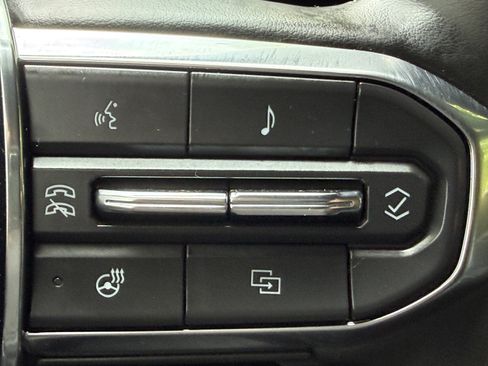 Used 2025 GMC Yukon Denali AWD/4WD image 24