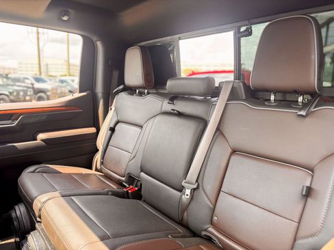 Used 2022 GMC Sierra 1500 Denali w/ Technology Package image 13