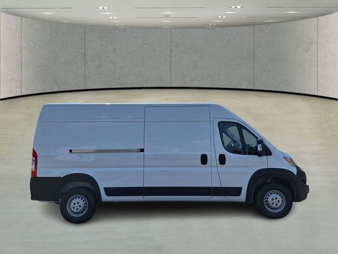 New 2025 RAM ProMaster 2500 image 4