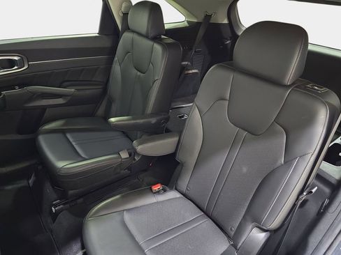 Used 2023 Kia Sorento SX image 17