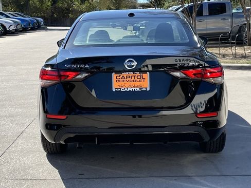 Used 2022 Nissan Sentra SV w/ All-Weather Package image 5