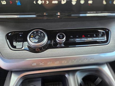 New 2026 Ford Expedition Platinum AWD/4WD image 30