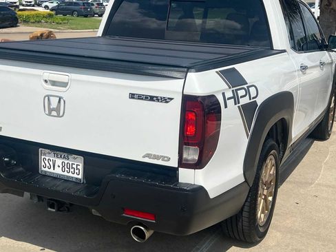 Used 2022 Honda Ridgeline RTL-E image 2
