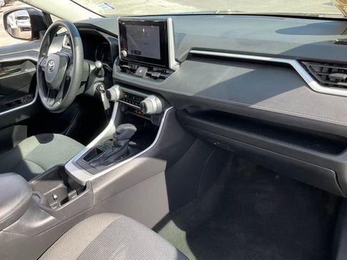 Used 2023 Toyota RAV4 LE image 18