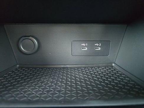 New 2026 Nissan Pathfinder SV image 6