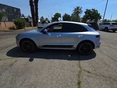 Used 2018 Porsche Macan GTS w/ Premium Package Plus image 4