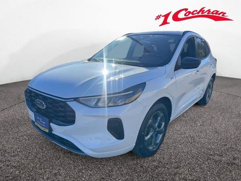 Used 2023 Ford Escape ST-Line w/ Tech Pack #1 AWD/4WD image 3