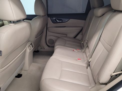 Used 2014 Nissan Rogue SL AWD/4WD image 18
