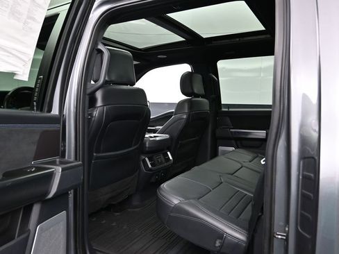 Used 2024 Ford F150 Platinum AWD/4WD image 19