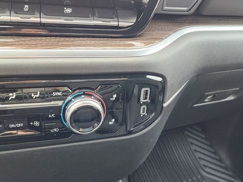 New 2026 GMC Sierra 1500 Elevation image 30